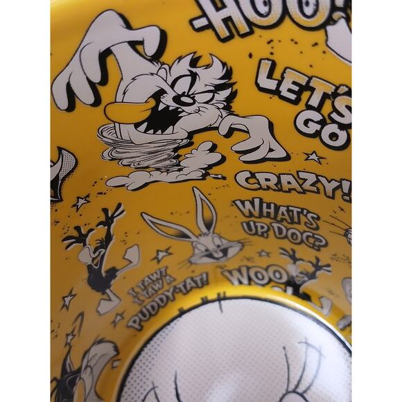 Six Flags Magic Mountain Looney Tunes Tweety Bird YELLOW Ceramic Wide Mug Cup - Picture 11 of 16